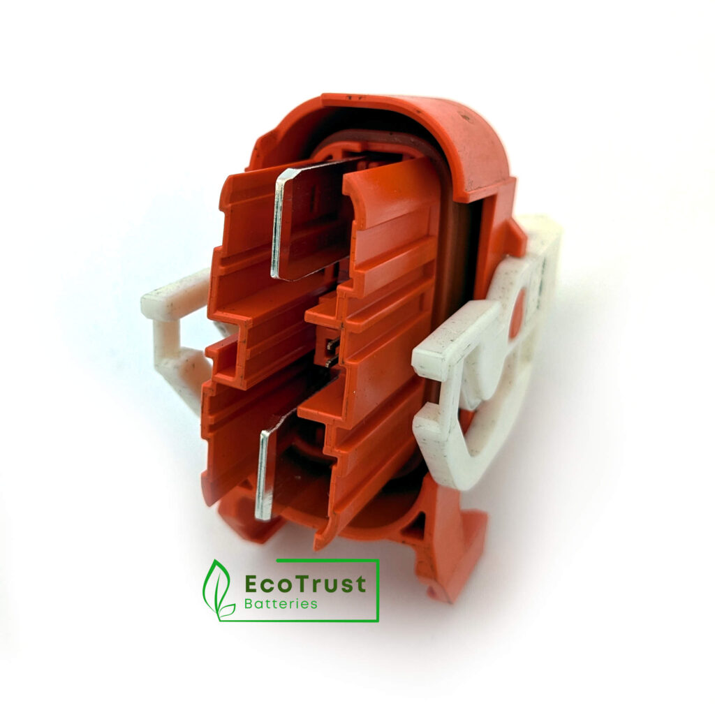 Nissan Leaf gen 2 (24kWh), gen 3 (30kWh), gen 4 (40kWh) and gen 5 (62kWh) Safety Disconnect Plug